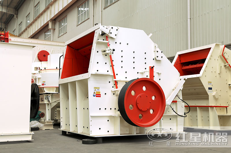 反擊式碎石機(jī)多少錢(qián)一臺(tái)？哪個(gè)廠家購(gòu)買(mǎi)劃算？